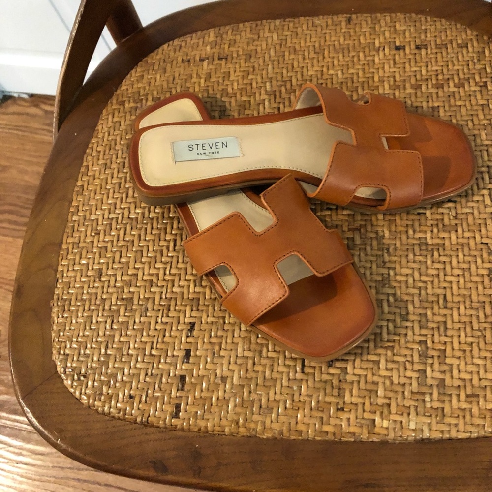 Steven Steve Madden Haydn sandal size 6